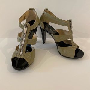 Michael Kira Taupe Heels 7